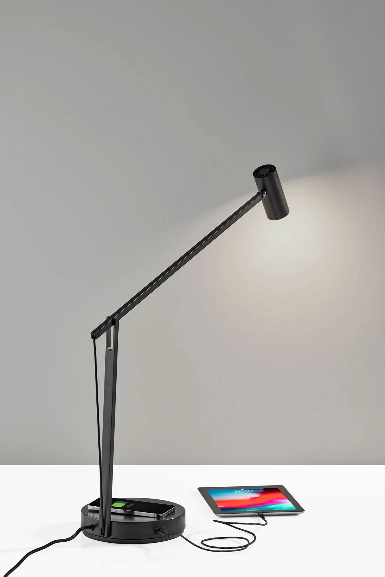 Turrell Desk Lamp With Wireless Charging 8 Turrell Desk Lamp With Wireless Charging - Image 6