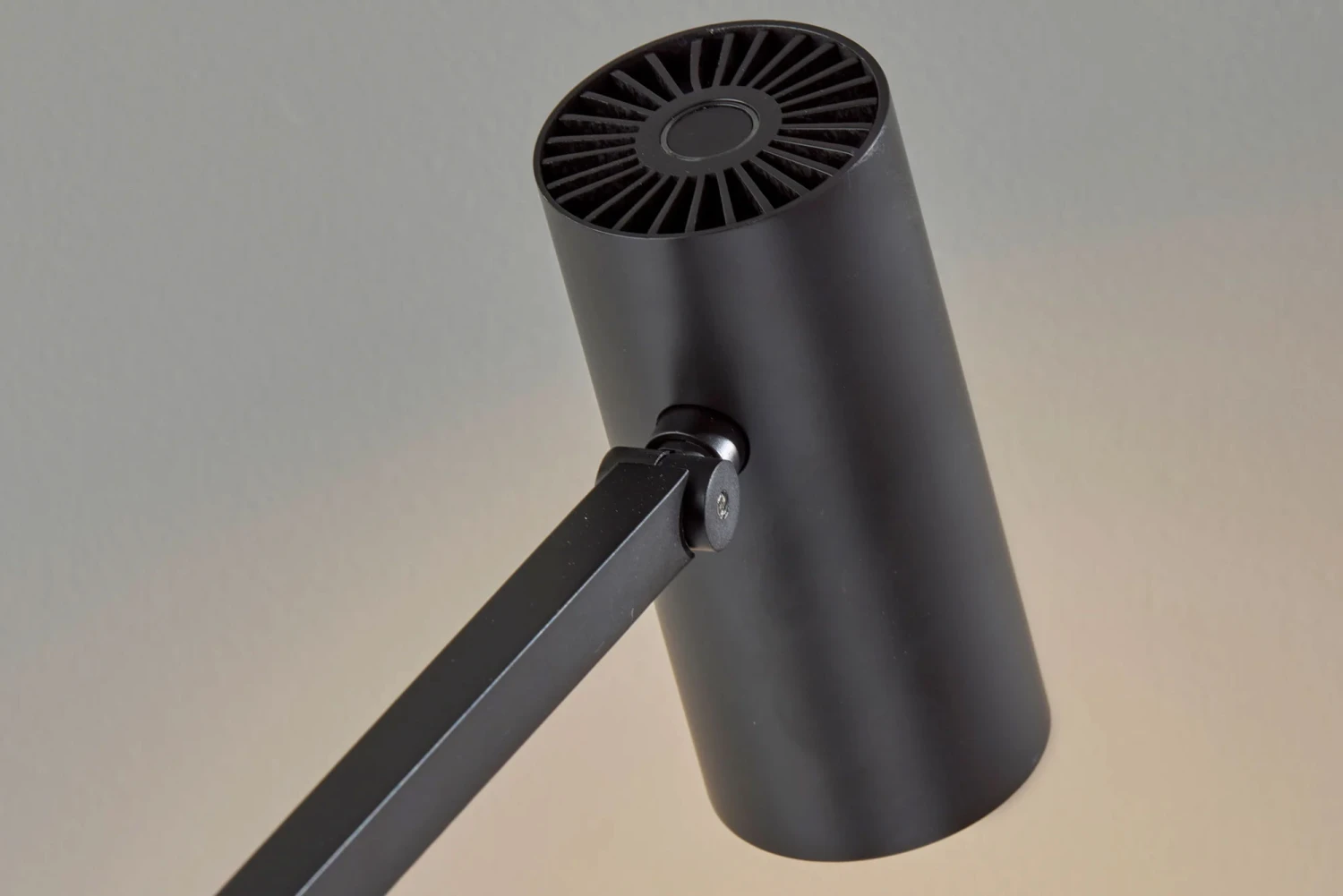 Turrell Desk Lamp With Wireless Charging 4 Turrell Desk Lamp With Wireless Charging - Image 2