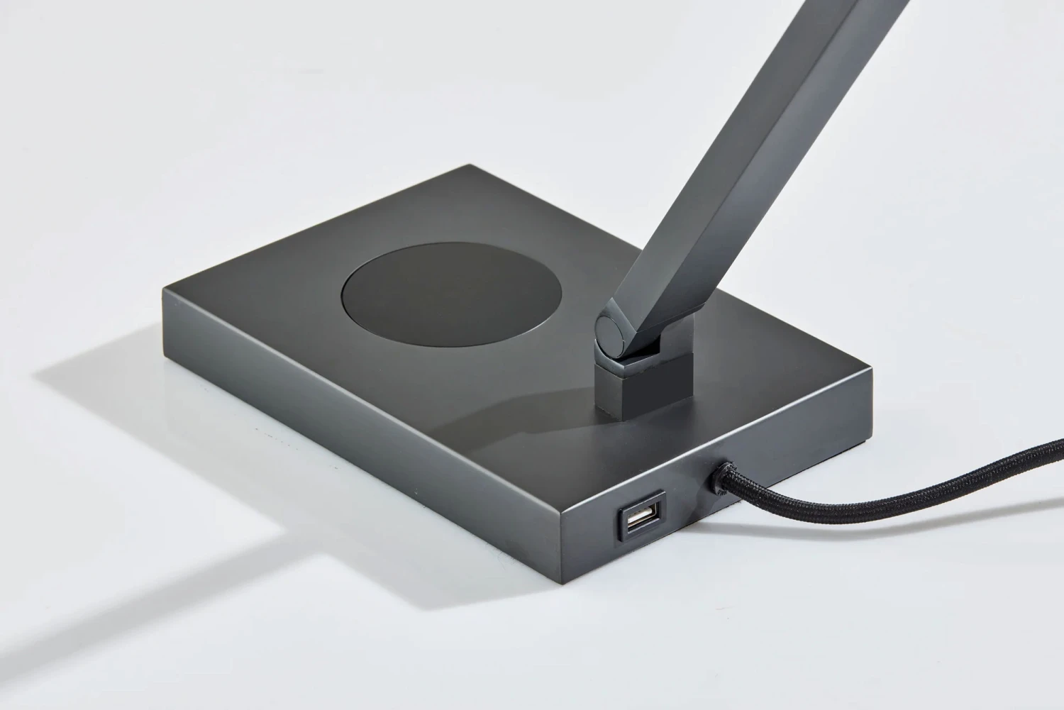 Newman Desk Lamp With Wireless Charging 5 Newman Desk Lamp With Wireless Charging - Image 3