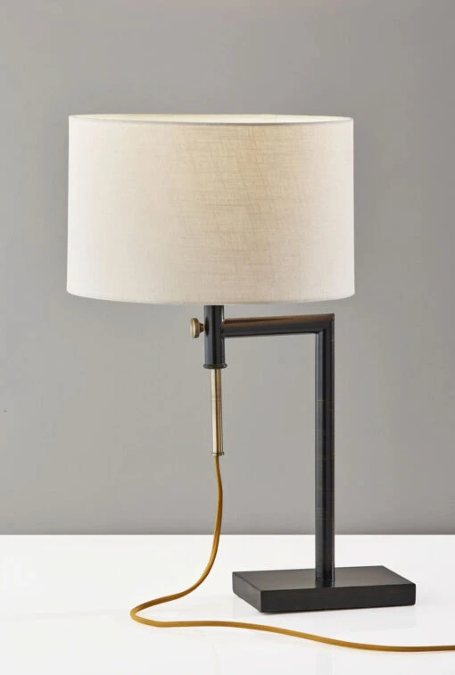 Winthrop Table Lamp - Image 4