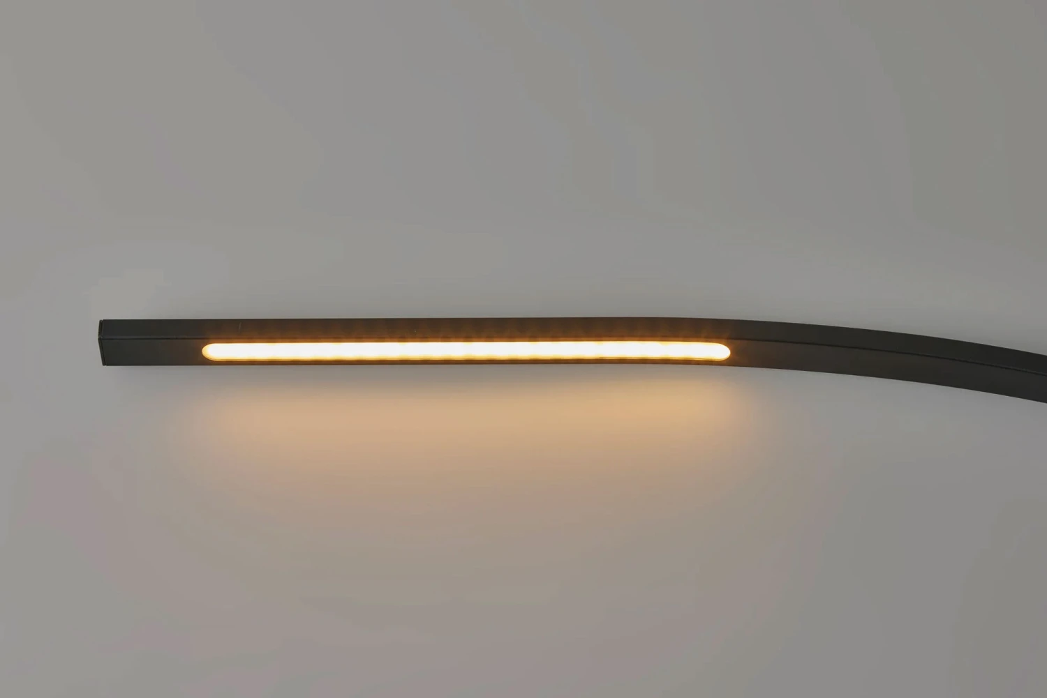 Sonic Arc Floor Lamp With Smart Switch 5 Sonic Arc Floor Lamp With Smart Switch - Image 3