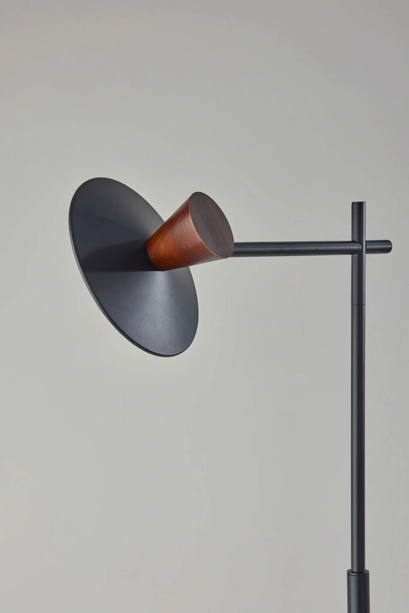 Elmore Floor Lamp W/ Smart Switch 5 Elmore Floor Lamp W/ Smart Switch - Image 3