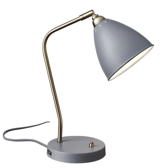 Chelsea Desk Lamp In Painted Grey