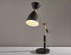 Oscar Adjustable Table Lamp 8 Oscar Adjustable Table Lamp -Adesso ade995788 4282 01 detail1 1000x1000 1