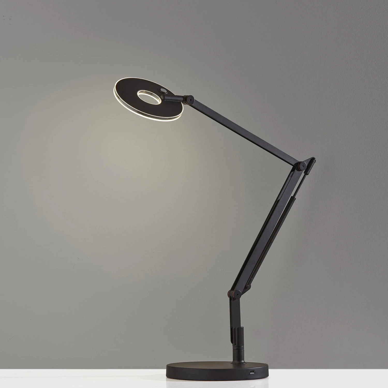 Gordon Table Lamp 5 Gordon Table Lamp - Image 3