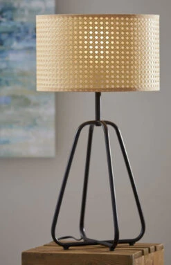 Colton Table Lamp -Adesso adu995777 add7